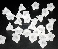 600pcs medium white acrylic plastic flower beads 15mm bead caps pack of flower bead caps white frosted bead cap