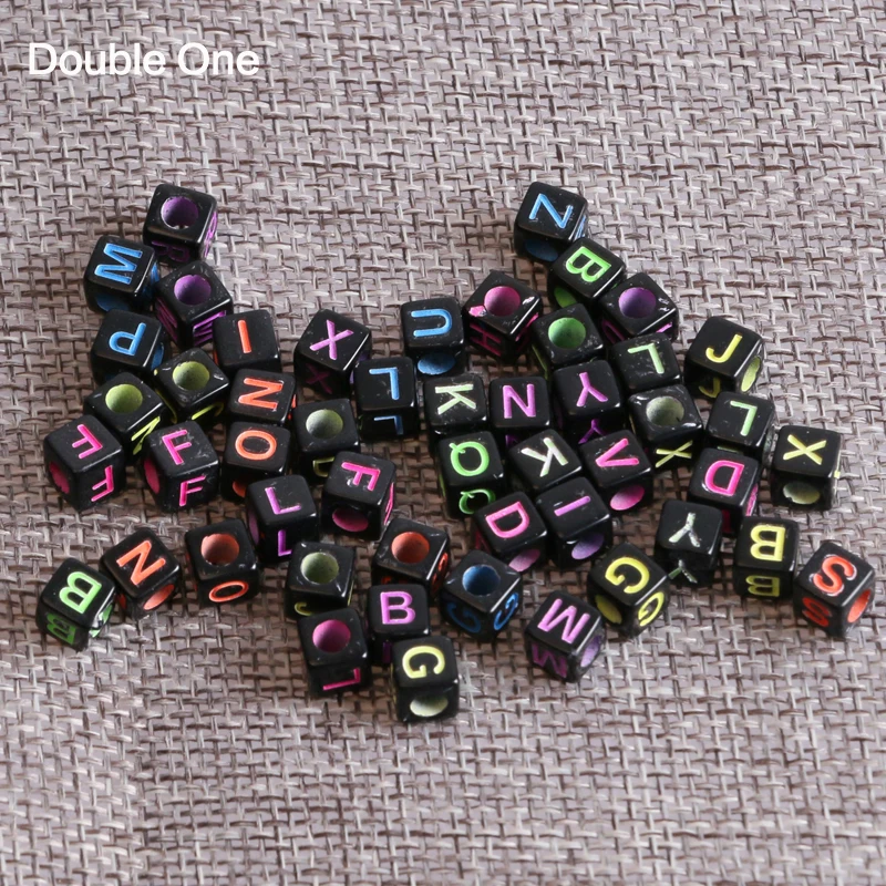 500 шт./компл. акриловые бусины разделители 6 мм черные с разноцветными буквами для