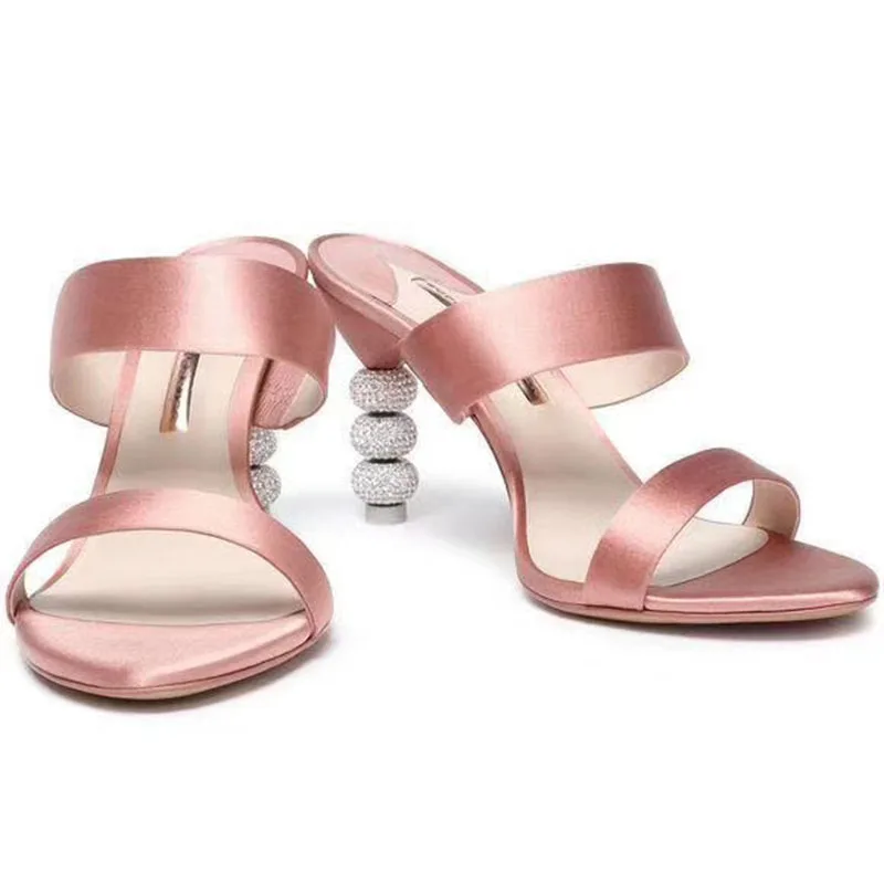 2019 Роскошные Сатиновые сандалии женские туфли с открытым носком бусинами