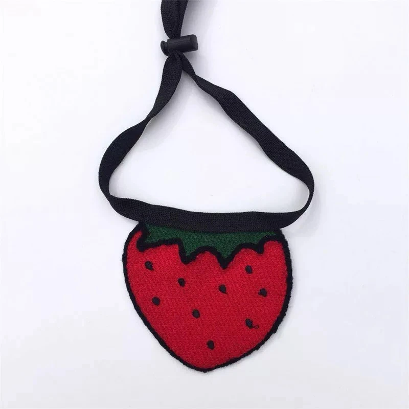 Strawberry Мультяшная бандана для кошек, собак, нагрудники, шарф, воротник, регулируемый, для питомцев, милое сердце, шейный платок, шарф, водонепроницаемый слюнявчик, полотенце для кошек, собак, щенков - Цвет: Strawberry