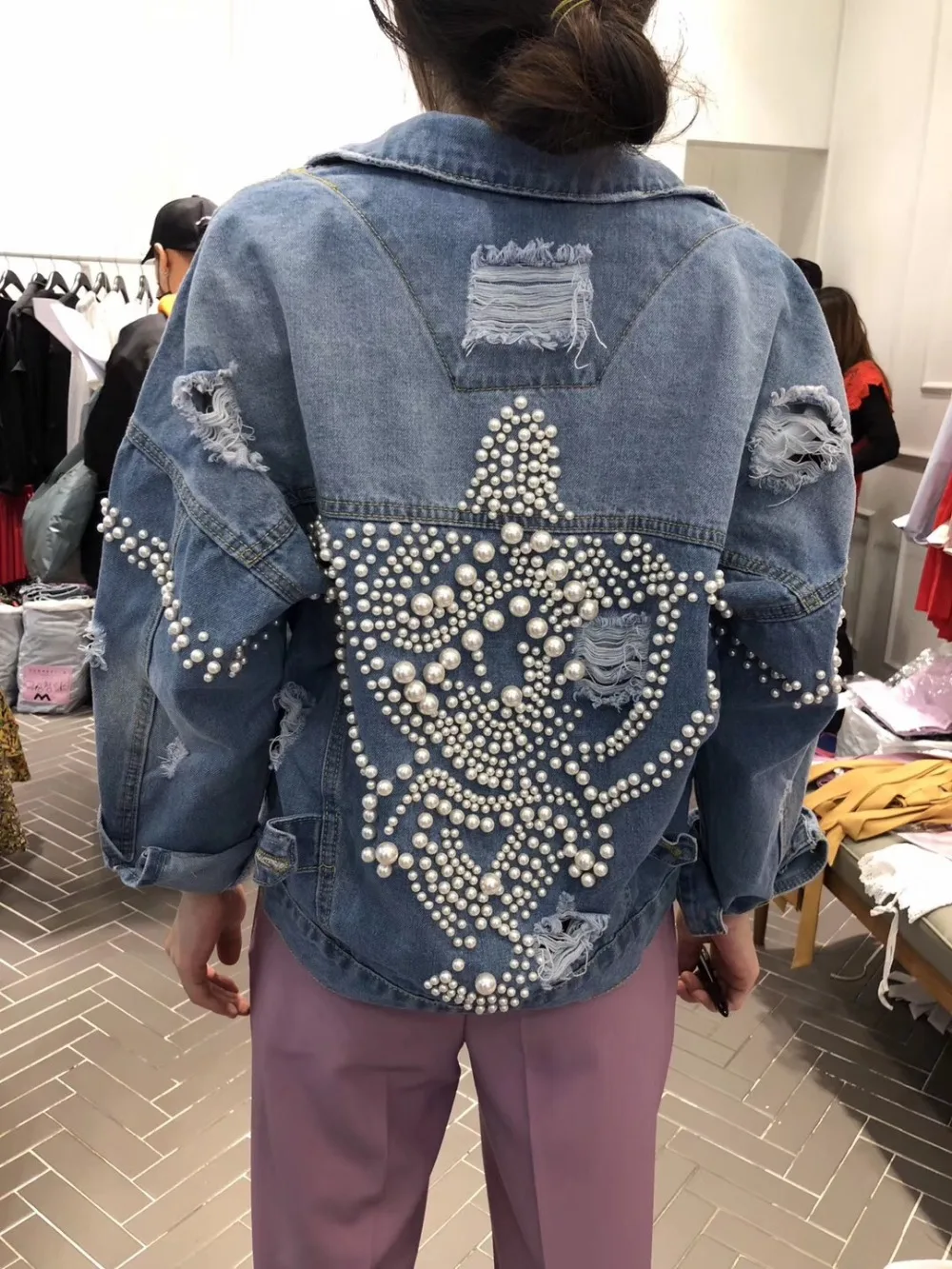 Оптовая продажа джинсовые куртки со стразами и бисером женская модная