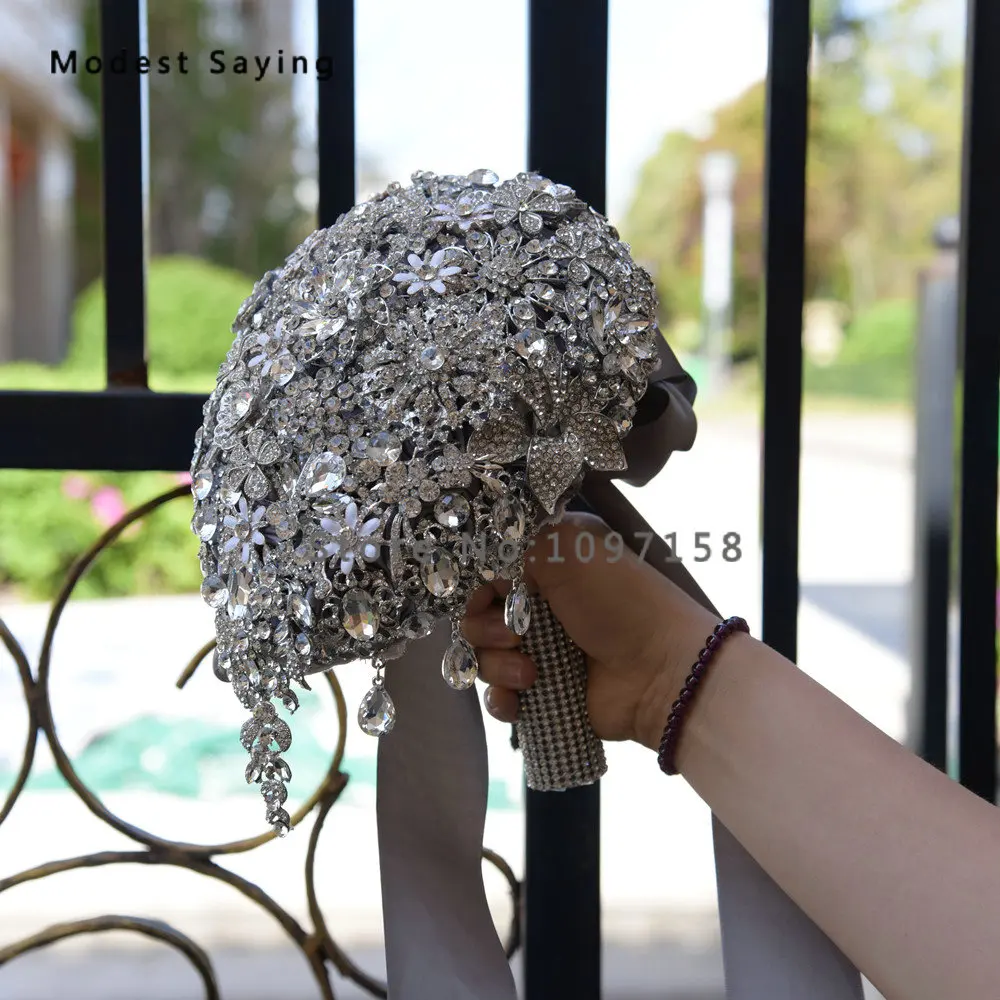 Luxury Dripping Artificial Flowers Sparkly Wedding Bouquets 2017 with Rhinestone Bridal Bridesmaid Accessories | Свадьбы и торжества