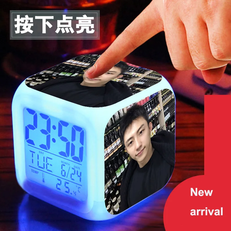 Отношение джонни и тимми Jingyu Zhouzhou аватар индивидуальные из светодиодов цифровой