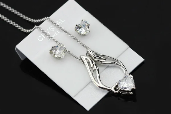 Комплект из колье и серёг с кулоном в виде крыльев Ангела | Украшения аксессуары