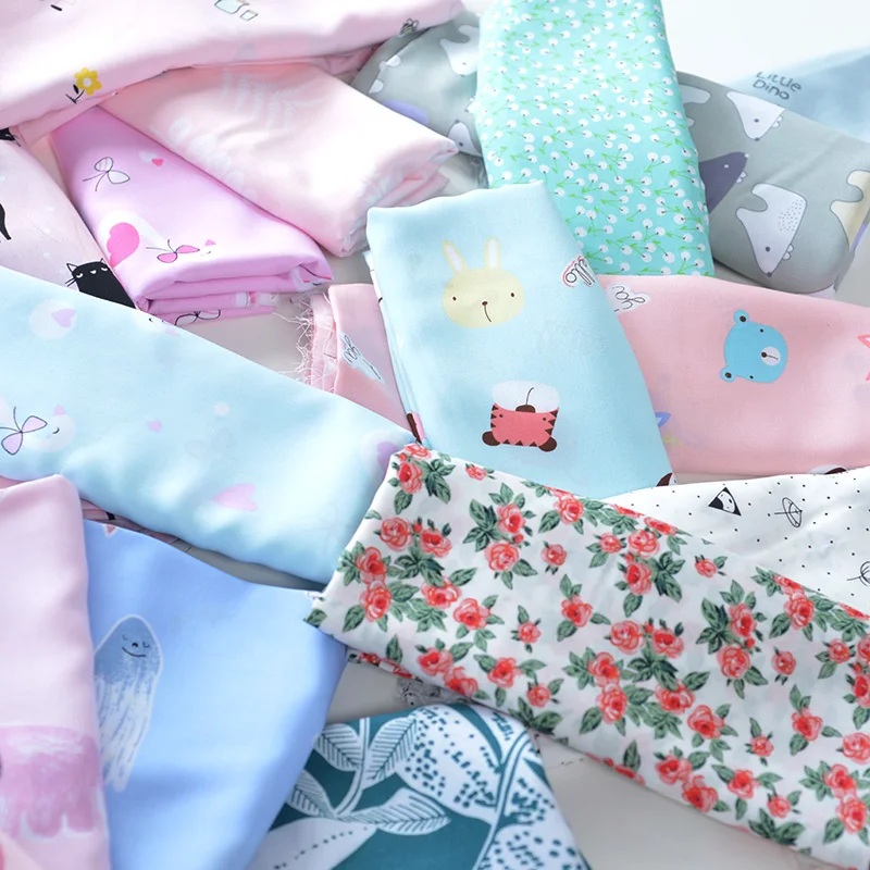 Новинка года, 140x50 см, вискозная ткань с рисунками из мультфильмов, фиолетовая хлопковая одежда с цветочным принтом и бантом для кошек, летняя одежда, одежда, пижамы подкладка 140 г/м