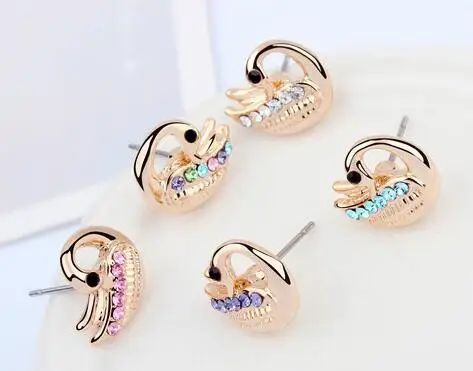 Модные золотые Цвет серьги гвоздики с кристаллами от Австрия Высокого Качества