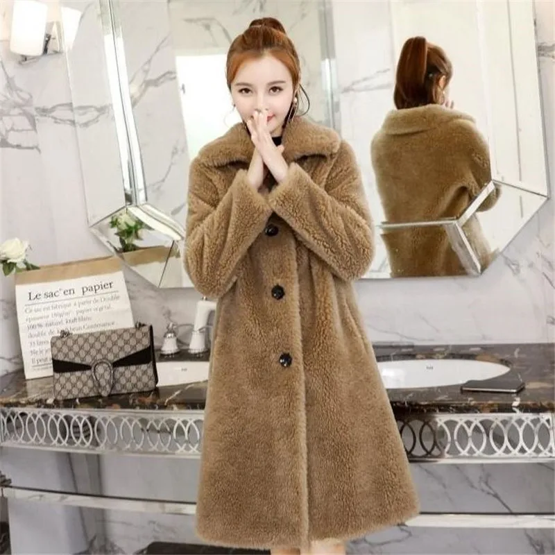 Youth clothing for women Faux fur coat womens Plush famale jacket elegant Imitation lambswool warm fur coats Autumn-Winter 4589