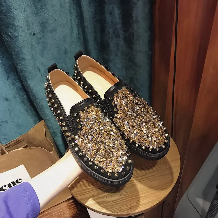2019 Spring Autumn Fashion Lazy Loafers Women Rivet Flat Platform Flats Shoes Students Casual Crystal Trainers Retro | Обувь