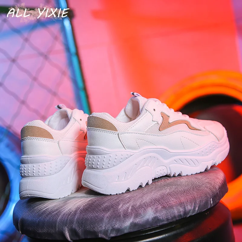 Все YIXIE 2019 летние женские кроссовки на платформе Модные сетчатые дышащие