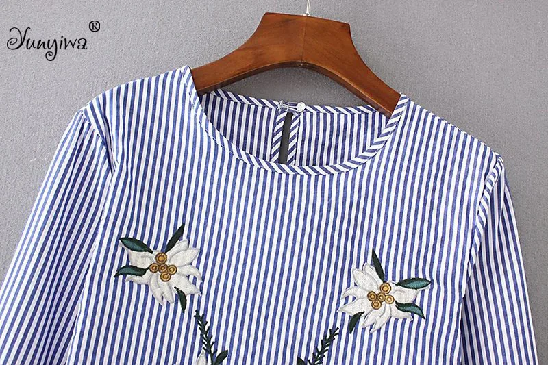 Women Blouse Shirts Casual Striped plus size Blusa Appliques Full Sleeve O-Neck Tops Blusas |
