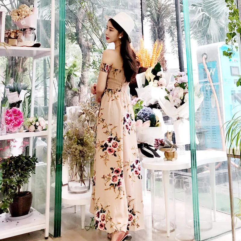 Женская блузка без бретелек с открытыми плечами и оборками ассиметричное