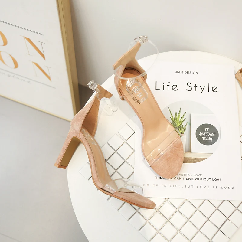 2019 г. новые летние пикантные черные босоножки на очень высоком каблуке шпильке с