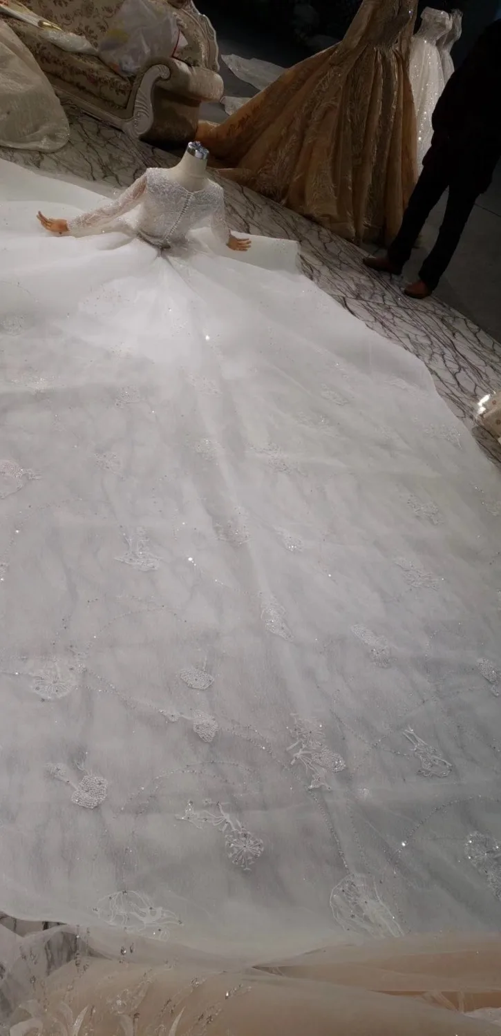 CloverBridal 2019 latest white luxury cathedral train beaded wedding dress vestido de festa longo zipper + buttons back