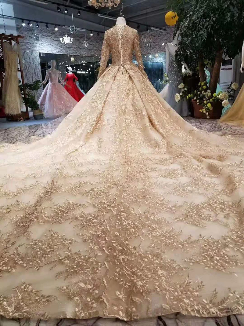LSS219 golden lace wedding dresses 2020 champagne v-neck long sleeves up back party dress with shiny royal train | Свадьбы и