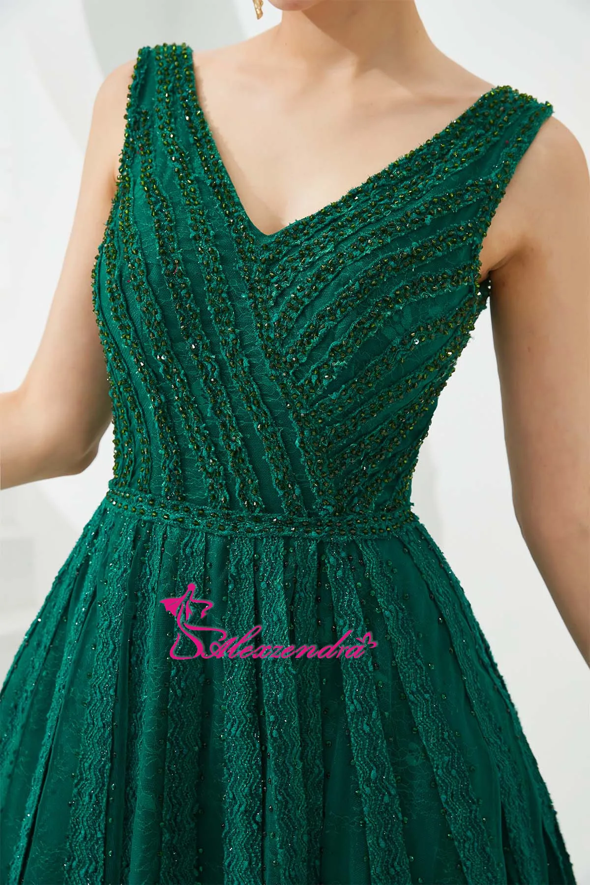 

Alexzendra Double V Neck Green Prom Dresses 2019 Beads Lace Formal Evening Dresses Party Dress