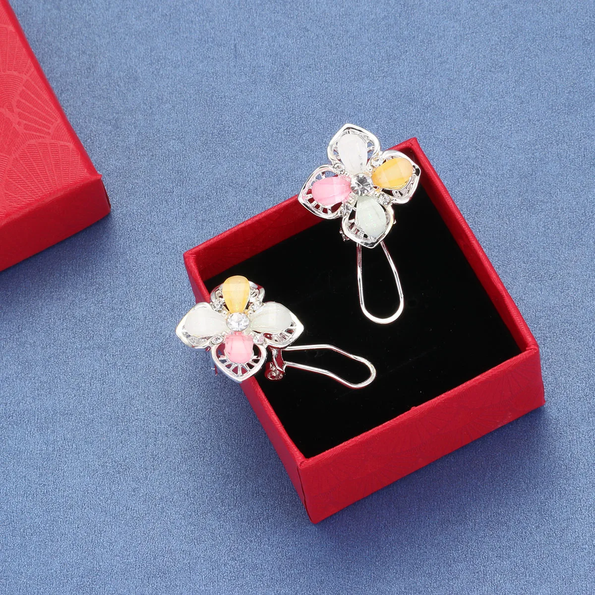 Fresh Four-leaf Clover Earring Women White Crystal Jewelry Silver Alloy Ear Stud Wedding Engagement Earrings Christmas Gifts | Украшения и