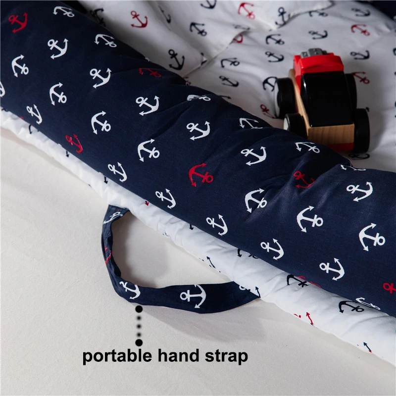 Детская портативная кроватка с ручным ремнем и моющейся кроваткой детская для