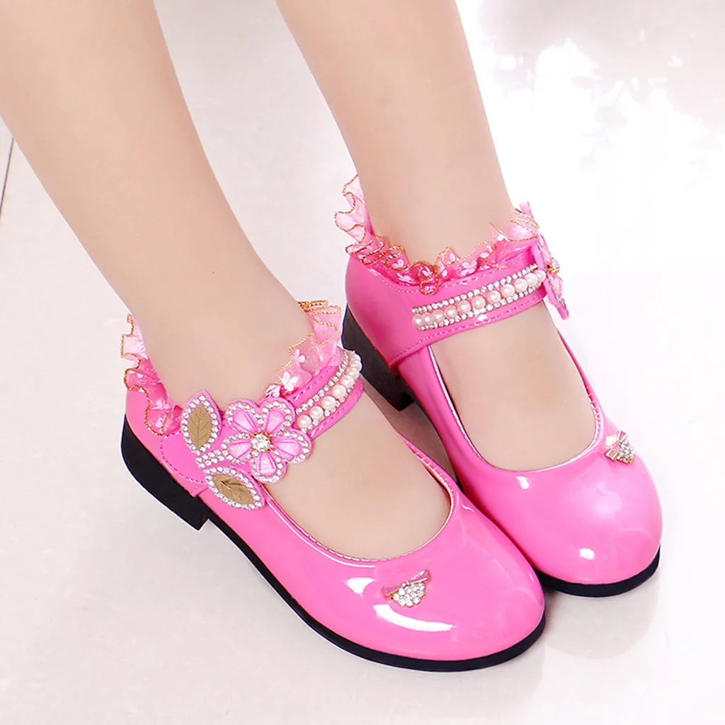 ROMIRUS/малышей Для детей детская обувь для девочек для детей Chaussure Enfant с открытыми пальцами украшенные цветами и кристаллами и жемчугом модная обувь для принцессы сандалии