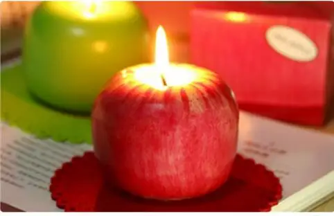 

2pcs/lot Christmas Apple candles,Christmas Eve atmosphere candles
