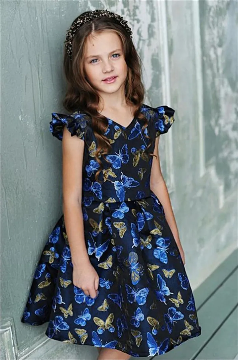Платья для мамы и дочки, Одинаковая одежда для всей семьи, нарядное милое праздничное платье принцессы для женщин и детей, элегантные великолепные наряды C0408