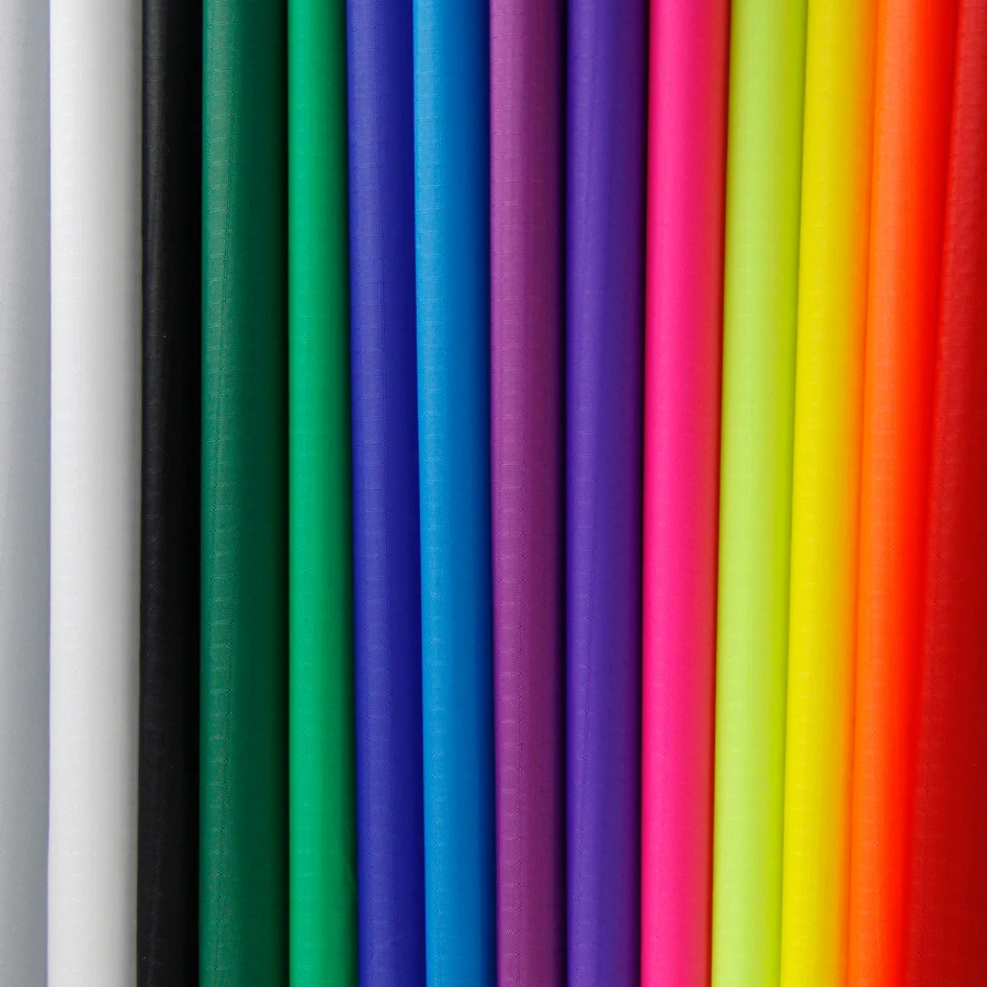 Белый Ультра легкий PU покрытием Ripstop водостойкий нейлон ткань парусина для