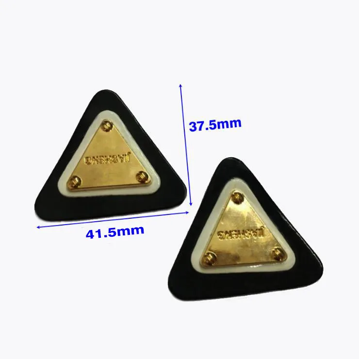 20 шт./лот черные с белым искусственная кожа Пришивные кожаные этикетки Значки из