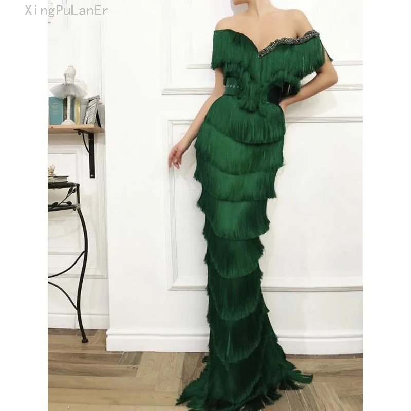 

Arabic Emerald Green Tassel Evening Dress Mermaid Long Crystal Off the Shoulder Elegant Women Formal Prom Dresses in Dubai