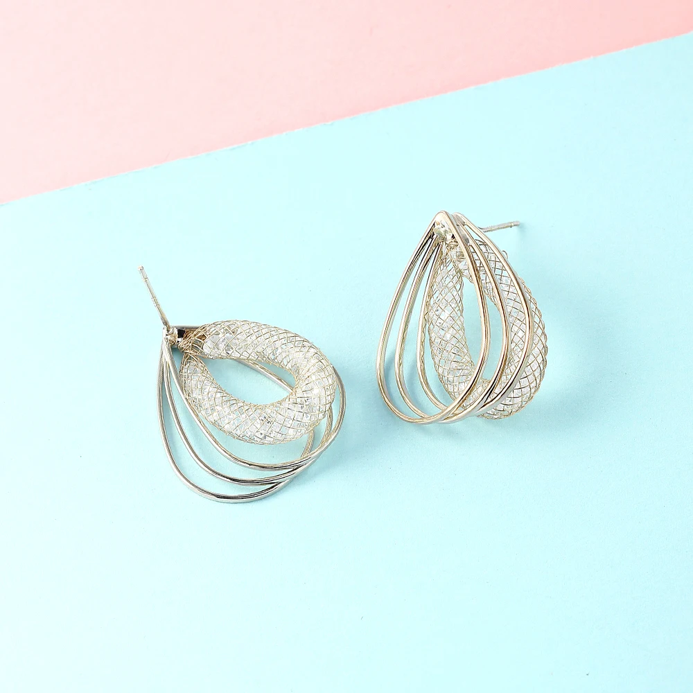 Алибаба Экспресс Ретро воды серьги в форме капель слеза Полые Латунные болтаются