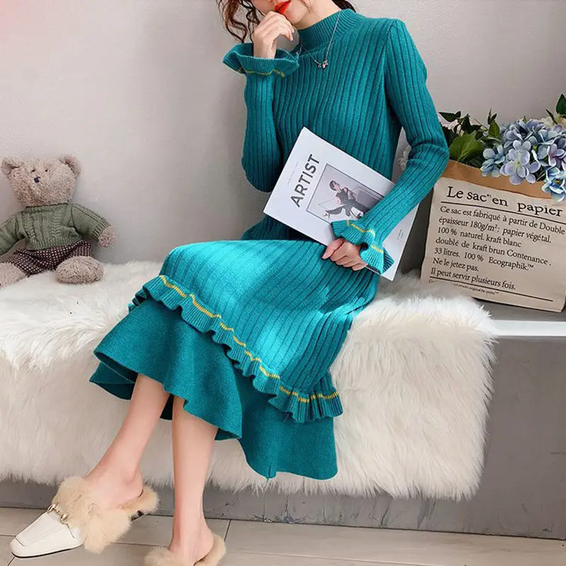 Женское трикотажное платье с оборками модельное дизайнерское праздвечерние