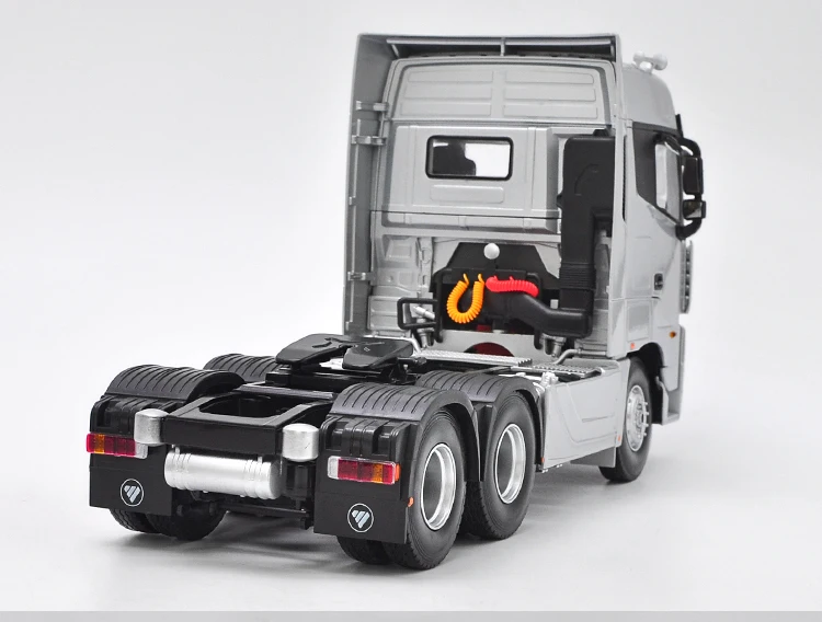Изысканный подарок 1:24 Fukuda Auman EST-A и GTL Тяговая головка сплава модель, моделирование литья под давлением Инженерная модель