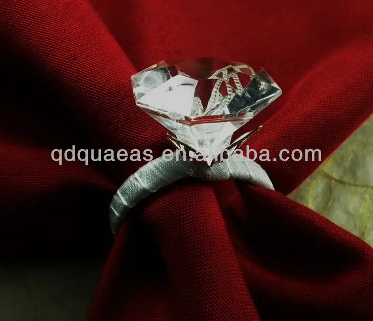 

Продано на aliexpress кольцо для свадебных салфеток