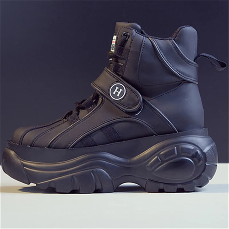 Кроссовки женские кожаные высокие спортивные повседневная обувь белый цвет