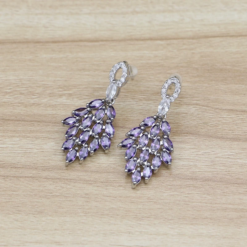 Серьги из серебра 925 пробы с фиолетовым кубическим цирконием и камнями серьги