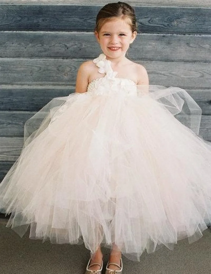 

Lovely One Shoulder Girls Dress Sleeveless Ball Gowns Floor Length Ruffle Organza Flower Girls Dresses Little Girl Party Gown