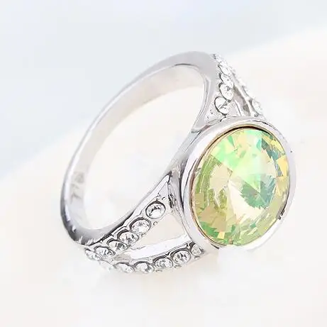 

Classic Design Crystals from Swarovski Ring Shiny Rings Wedding Party Attractive fashion Accessories