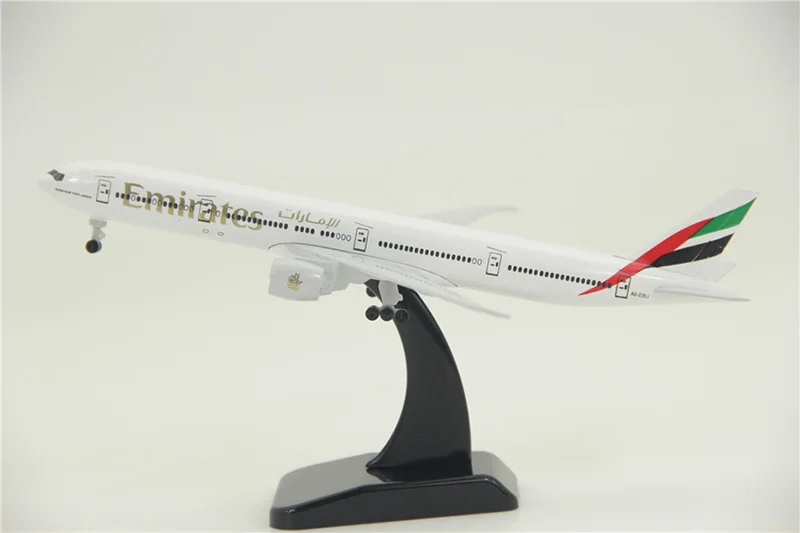 19 см 1:400 Боинг B777-300 модель Эмирейтс авиалиний с пластиковым основанием сплав самолет коллекционный дисплей статическая модель