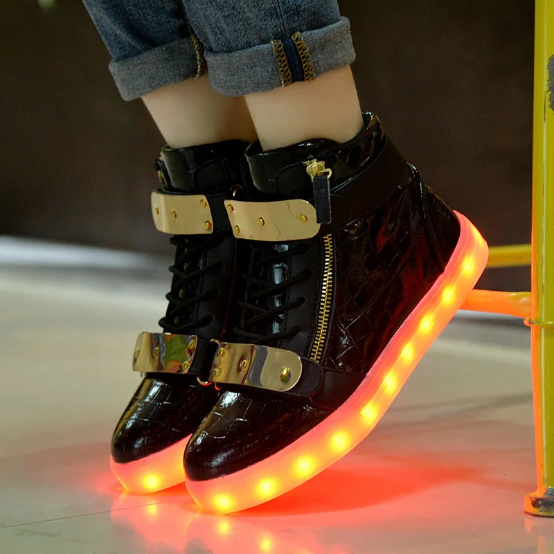

New Fashion Colorful LED Light Shoes Unisex Men And Women Couples Fluorescent Luminous Shoes USB Charging Shoes 5-4