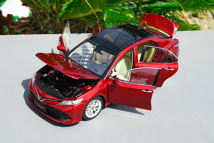 Изысканный 1:18 Toyota восьмого поколения Camry спортивная версия модели сплава автомобиля, коллекционная машинка Модель украшения