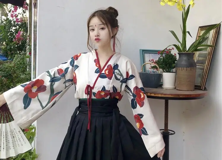 Floral tops ЯПОНСКИЕ ВИНТАЖНЫЕ цветочные кимоно для женщин на шнуровке с длинным рукавом рубашки корейский цветочный принт Boho пляжные блузки для девочек Hanfu кардиган - Цвет: Floral tops