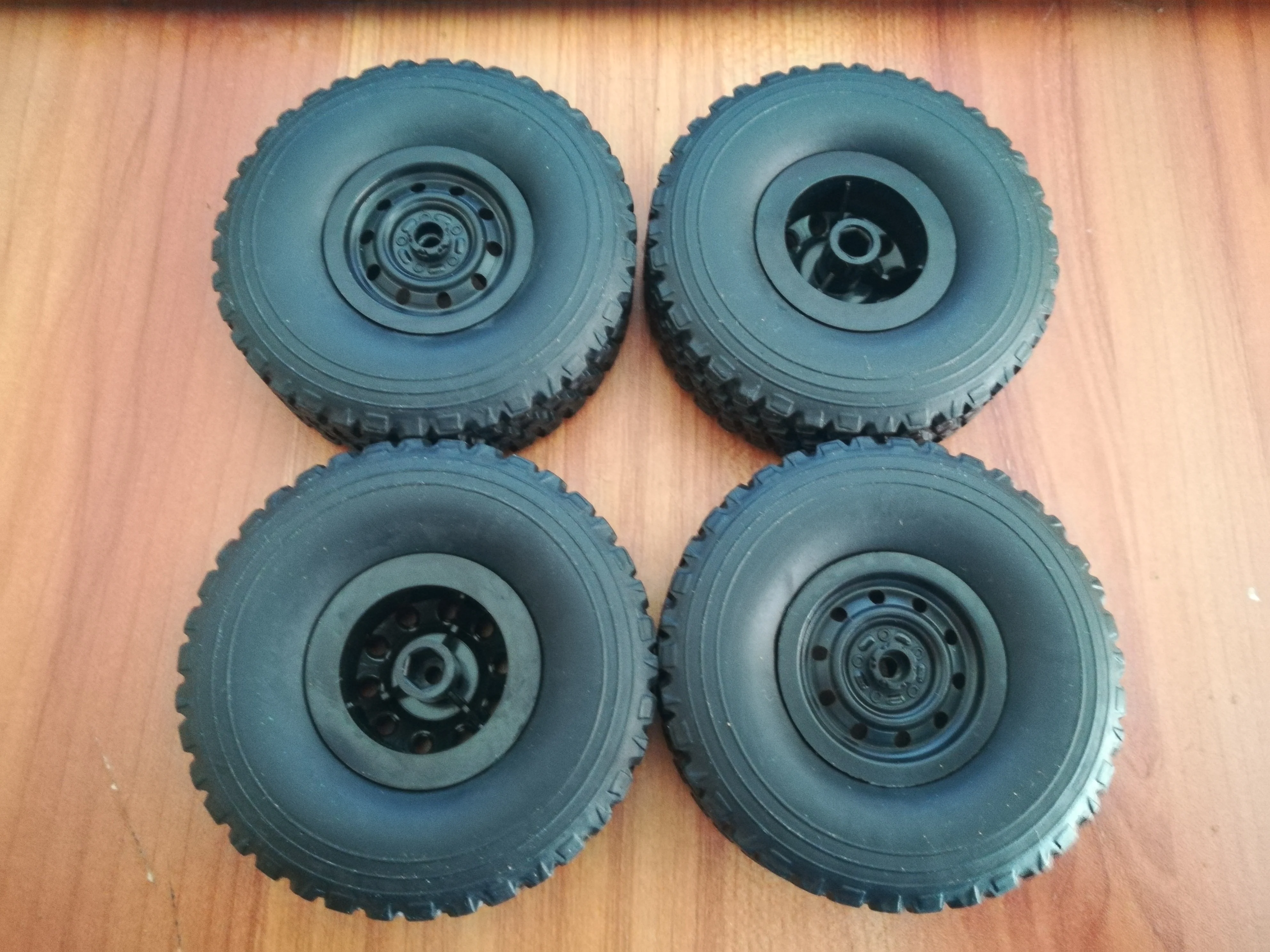 

WPL FJ40 C34 FJ CRUISER RC автозапчасти, ступица колеса