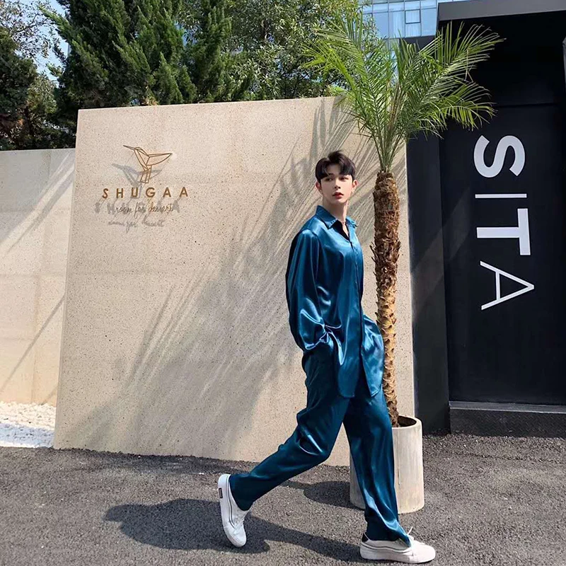 

Рубашка мужская атласная с длинным рукавом, тонкая Сорочка свободного покроя в повседневном стиле, уличная одежда в стиле хип-хоп вечерние ...