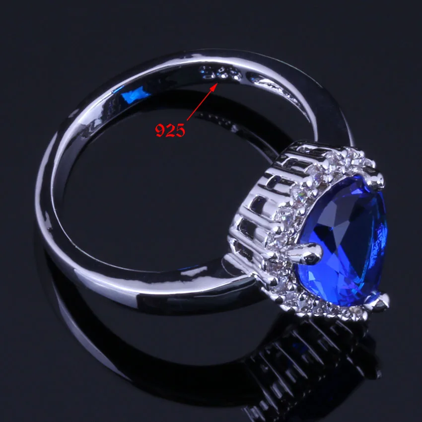 Комплект из кольца и серёг с фианитом V0293