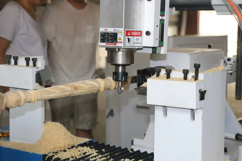 Токарный станок по дереву Чак дешевый cnc резьба машина с токарным шпинделем| |