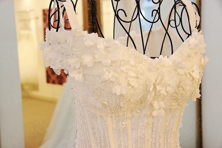 CloverBridal лодочка декольте кружева цветы аппликации вышивка бисером boned Иллюзия корсета 100 см поезд синее свадебное платье