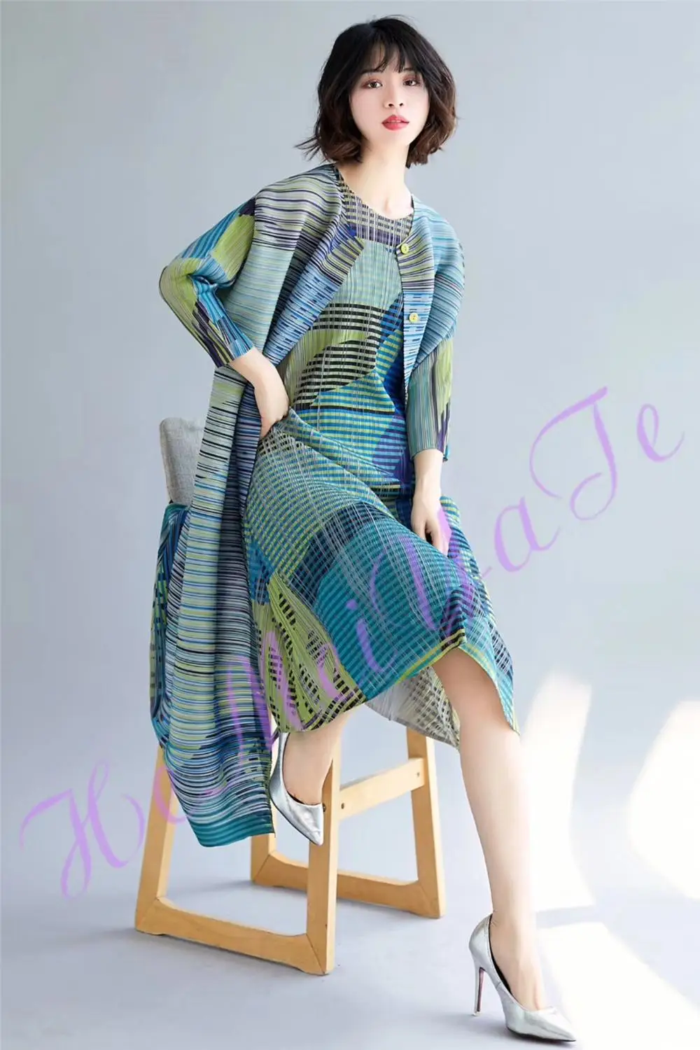 

HOT SELLING miyake o-neck button outerwear pleated three quarter stripe Gradient outerwear coat IN STOCK