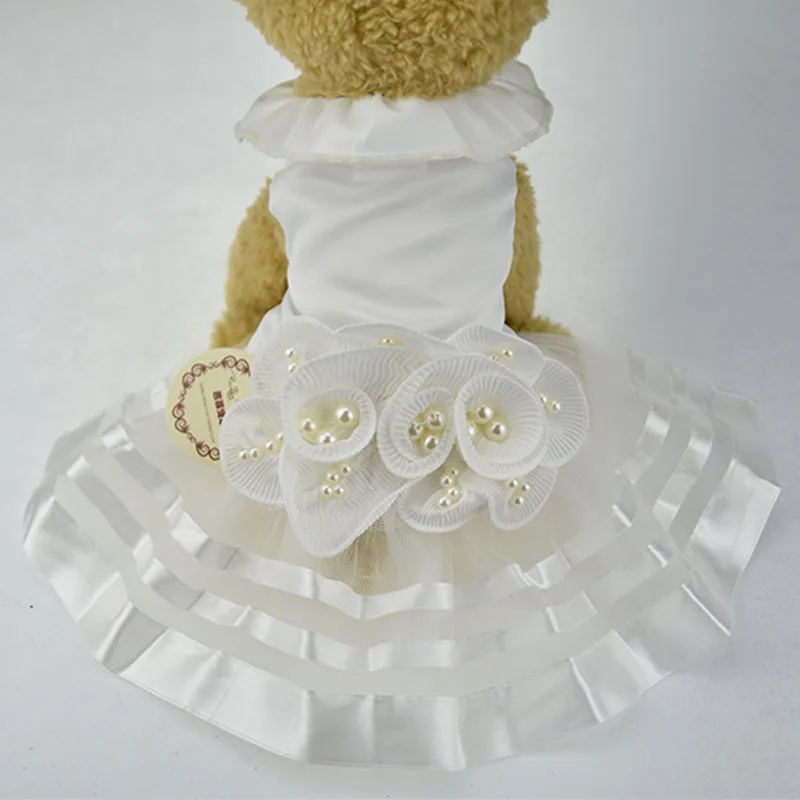 Роскошное платье с белой жемчужиной цветами собакой щенком бантом юбкой пачкой