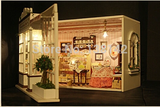 Большой кукольный дом ручной работы A008 Европейский Магазин еды миниатюрный 3D