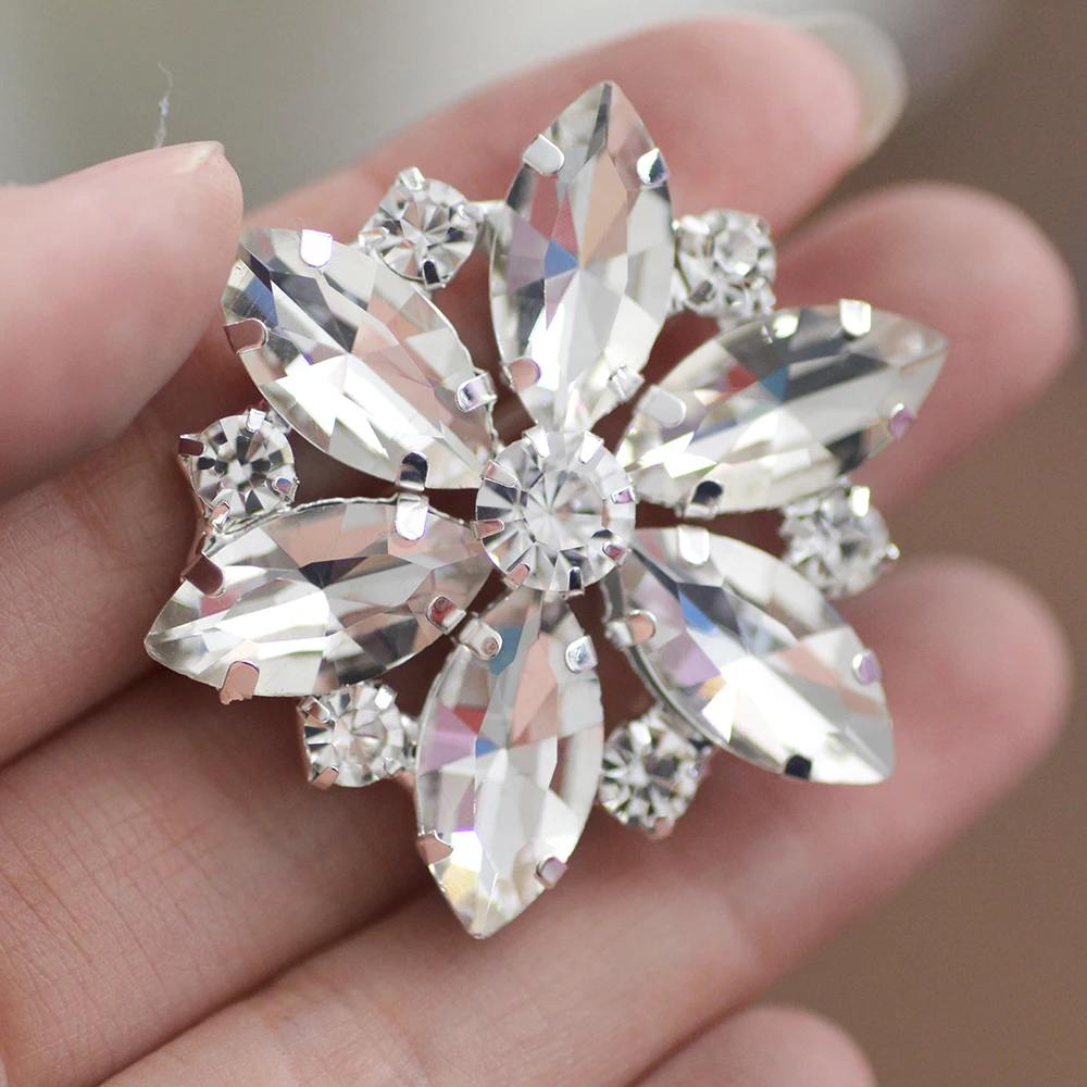 

4.5cm White Crystal rhinestone applique Silver Base Belt Applique FLOWER Sew on Rhinestone For Wedding Dress Shoes Decoration
