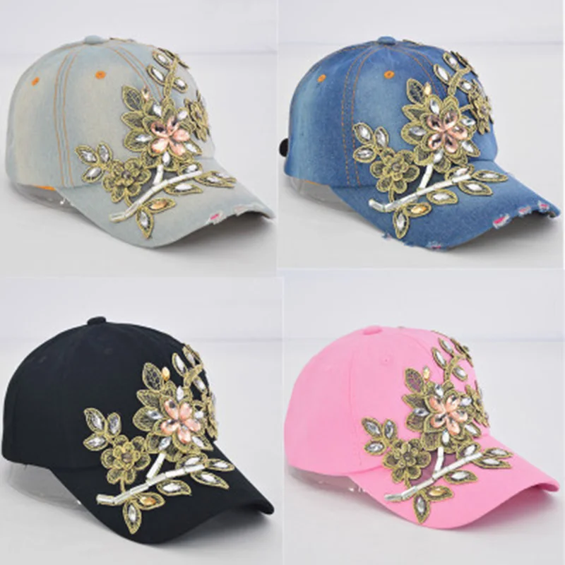Женская бейсбольная кепка со стразами джинсовая с вышитыми цветами и снепбеком