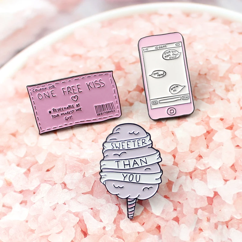 Розовая симпатичная эмалированная брошь one free kiss билетов Sweet Candyfloss Kiss Candy Phone Pins